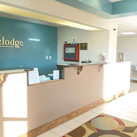 Travelodge By Wyndham Knoxville East Exterior foto