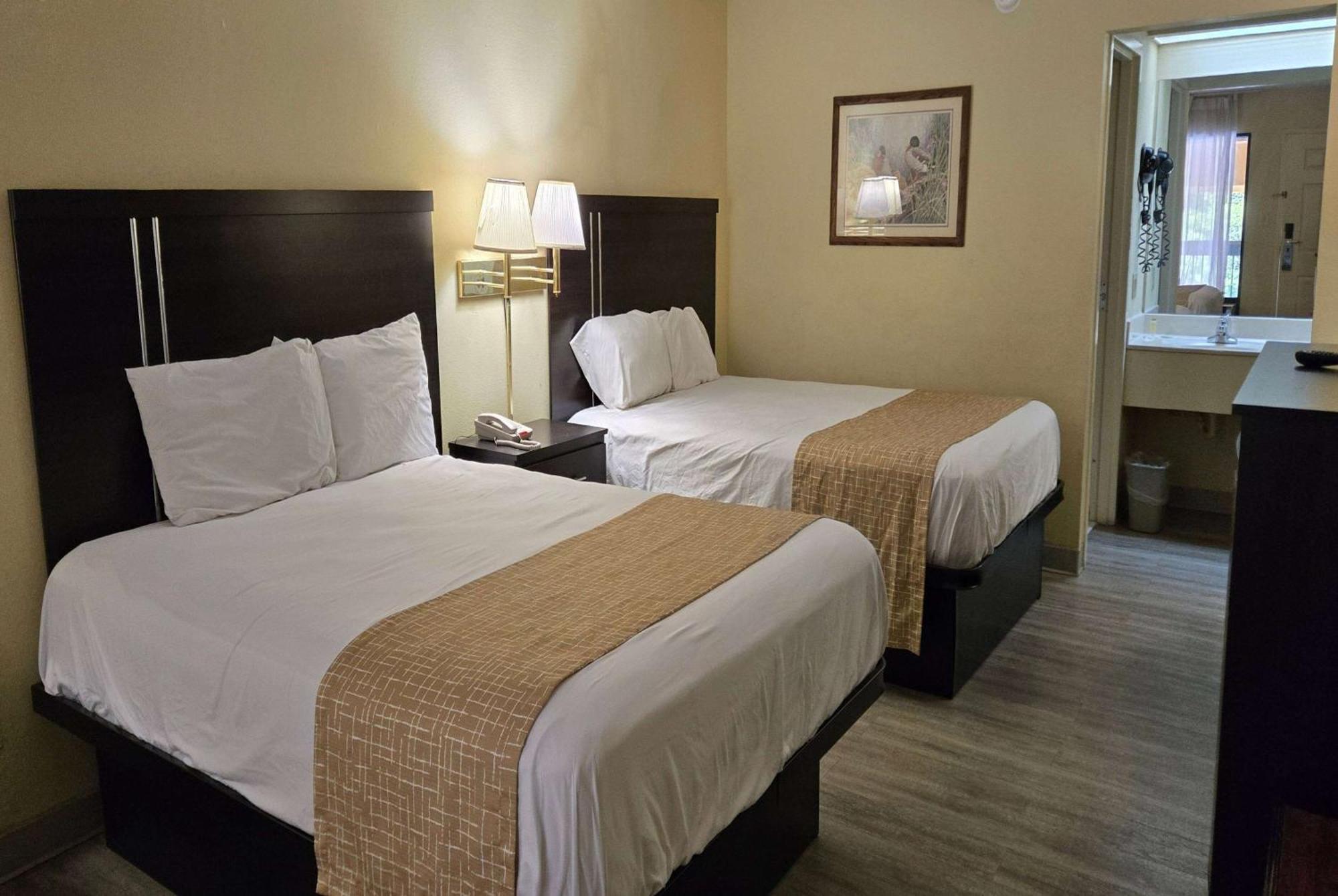 Travelodge By Wyndham Knoxville East Exterior foto